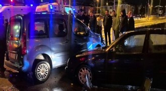 Palandöken Adnan Menderes'te kaza: 2 yaralı