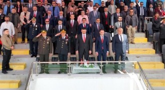 Tunceli Valisi Tekbıyıkoğlu merkeze alındı
